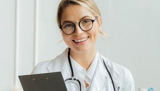 Dr. Jennifer Caldwell